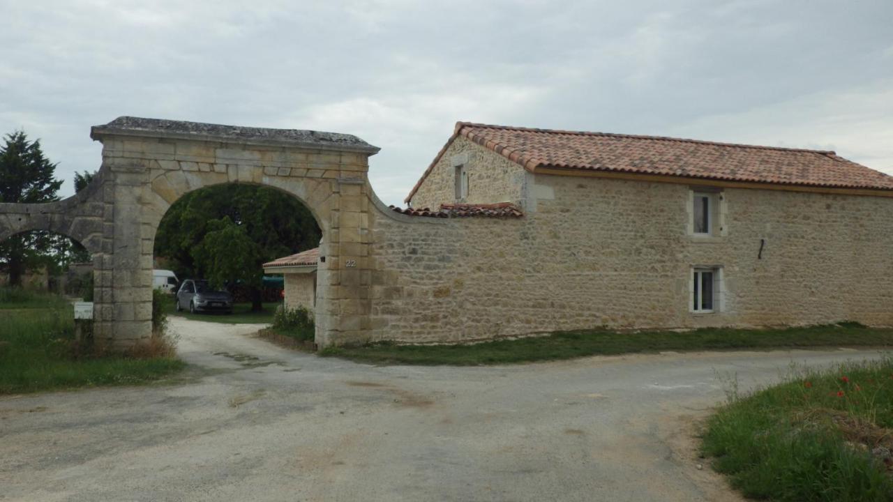 Bed and Breakfast Le Logis Du Bouil Champagne  Zewnętrze zdjęcie